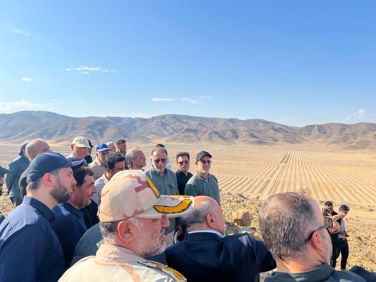 مخبر: بخش خصوصی درون‌نگر، قهرمان تولید ایران است/سراسر ایران می‌تواند مانند جاسک و ماکو، جغرافیای کشت دانش‌بنیان و آینده‌نگر شود