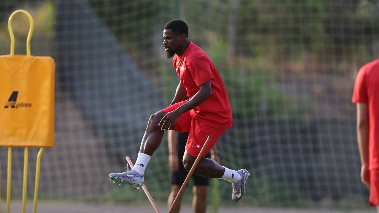 ابعاد حقوقی پرونده سرژ اوریه و هپاتیت B/ سلامت بازیکنان خط قرمز فوتبال ایران ابعاد حقوقی پرونده سرژ اوریه و هپاتیت B/ سلامت بازیکنان خط قرمز فوتبال ایران