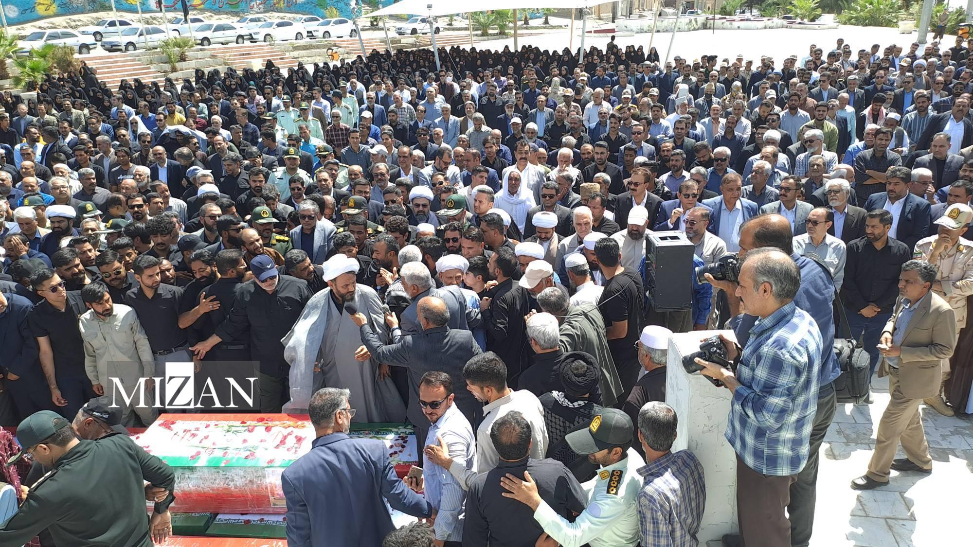 مراسم تشییع شهدای حملۀ تروریستی به دادگستری زاهدان