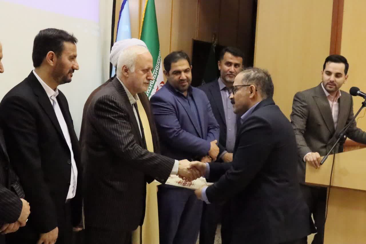 آیین تکریم و معارفه رئیس دادگاه بخش کوچصفهان برگزار شد آیین تکریم و معارفه رئیس دادگاه بخش کوچصفهان برگزار شد