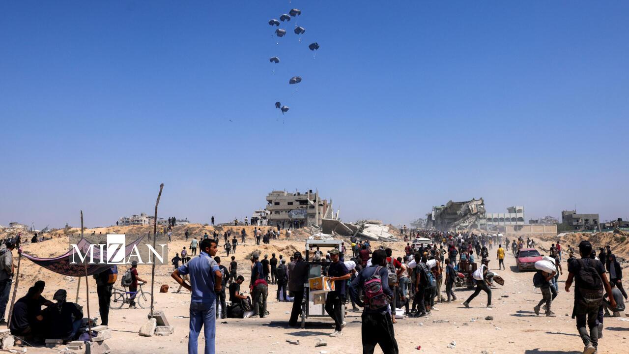 کمک‌های هوایی؛ ابزاری تحقیرآمیز برای گرسنگی دادن مردم غزه