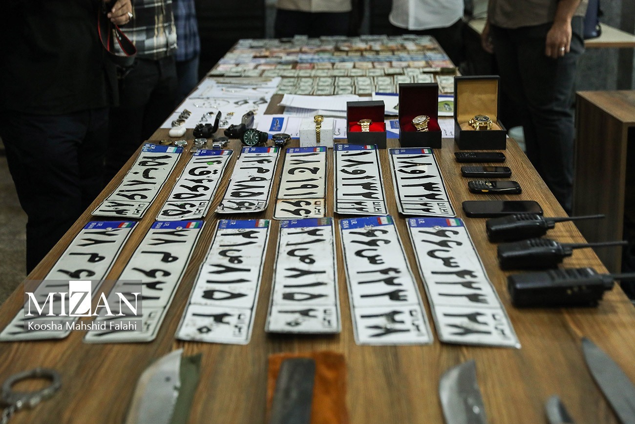 باند مخوف سارقین مامورنما منهدم شد