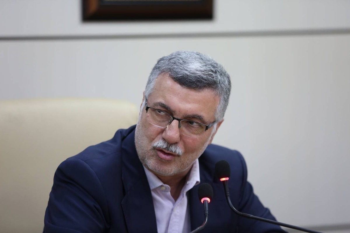 وزیر بهداشت: دیپلماسی سلامت در حوزه علمی و مسئولیت اجتماعی قدرت زیادی دارد