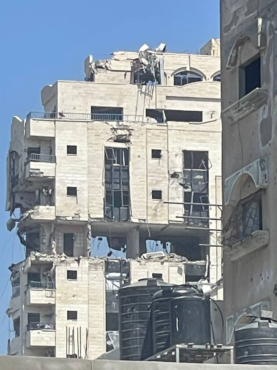 گسترش عملیات رژیم صهیونیستی در شهر غزه؛ برج‌های مسکونی هدف قرار گرفتند