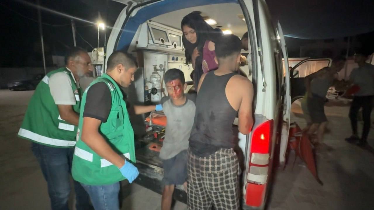 تداوم تخریب برج های مسکونی در غزه؛ رژیم صهیونیستی مدرسه اسکان آوارگان را بمباران کرد