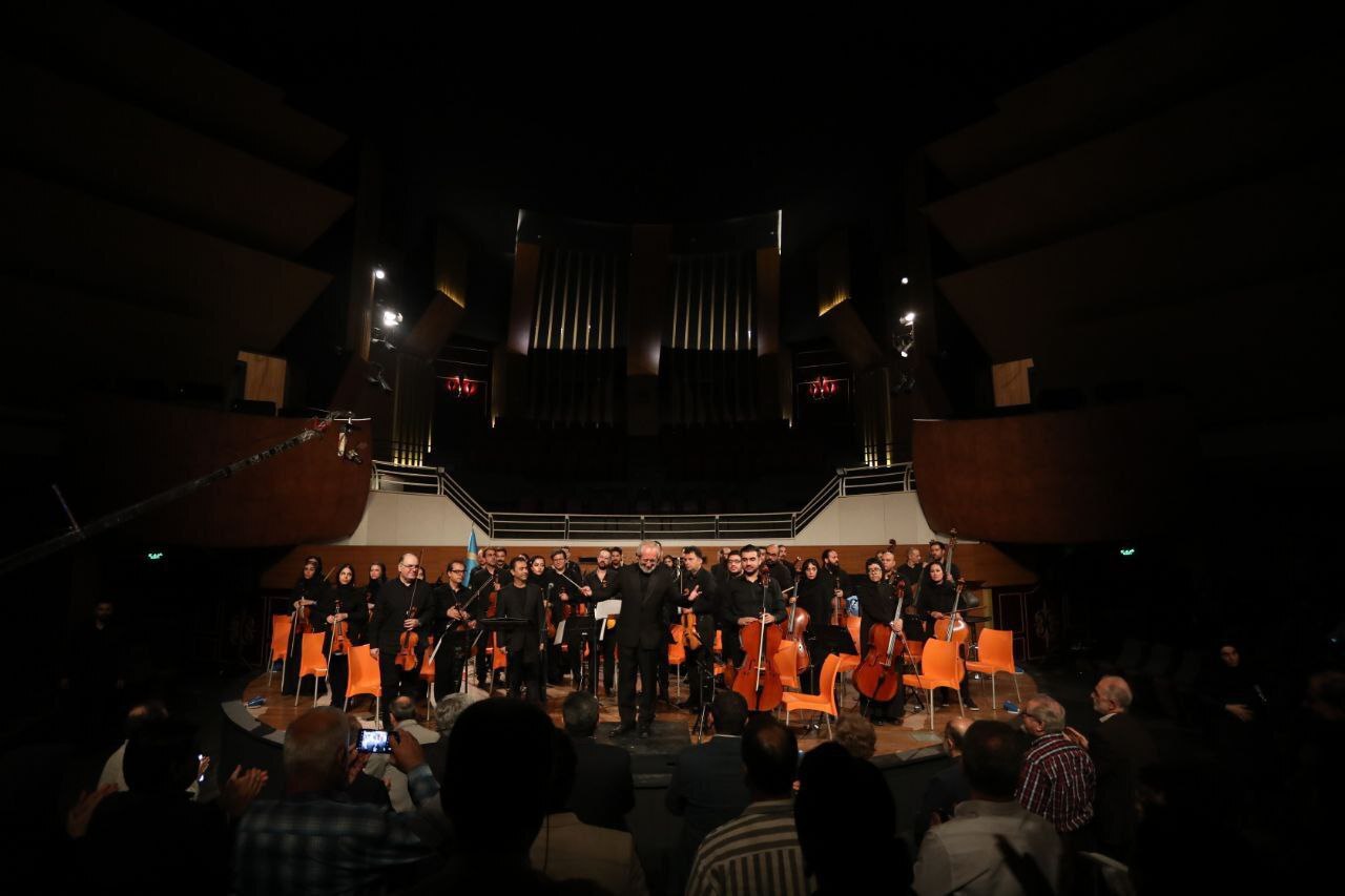 دومین شب اجرای ارکستر موسیقی ملی ایران به میزبانی مردم گیلان برگزار شد