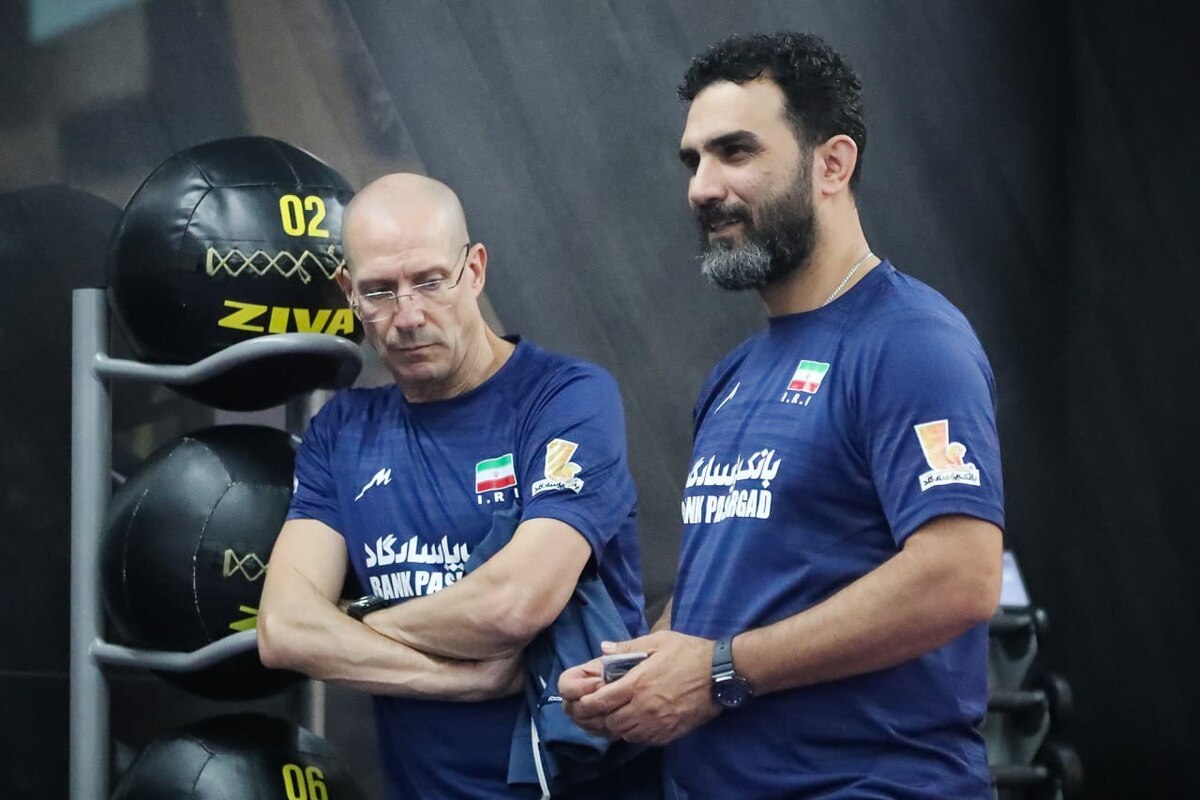 تندروان: بازیکنان پرانرژی در تمرین توپی حاضر شدند/ ملی‌پوشان از سخت‌گیری کادر فنی استقبال می‌کنند