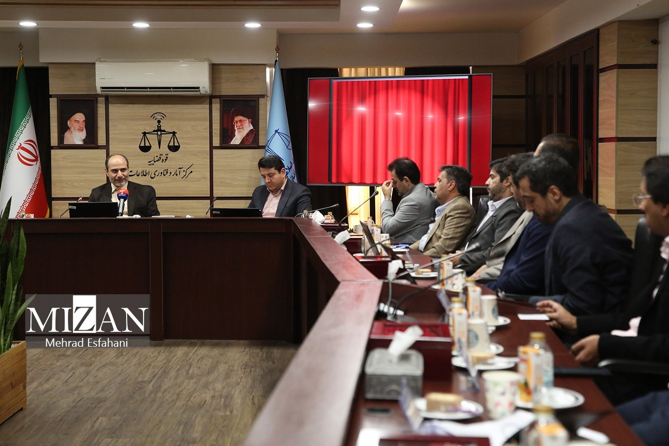 خدمات غیرحضوری قوه قضاییه بر بستر سکوهای برخط رونمایی شد/ کاظمی فرد: دنبال ارائه مشاوره به مردم پیش از شروع دعاوی در دستگاه قضایی هستیم