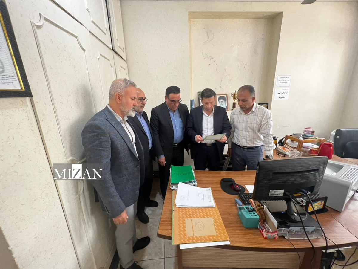 رئیس کل دادگستری استان بوشهر از اداره ثبت اسناد و املاک شهرستان دیلم بازدید کرد