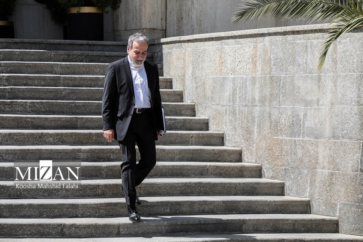 وزیر امور خارجه به تونس و مصر می‌رود/ جمع‌بندی مذاکرات ایران و آژانس در قاهره