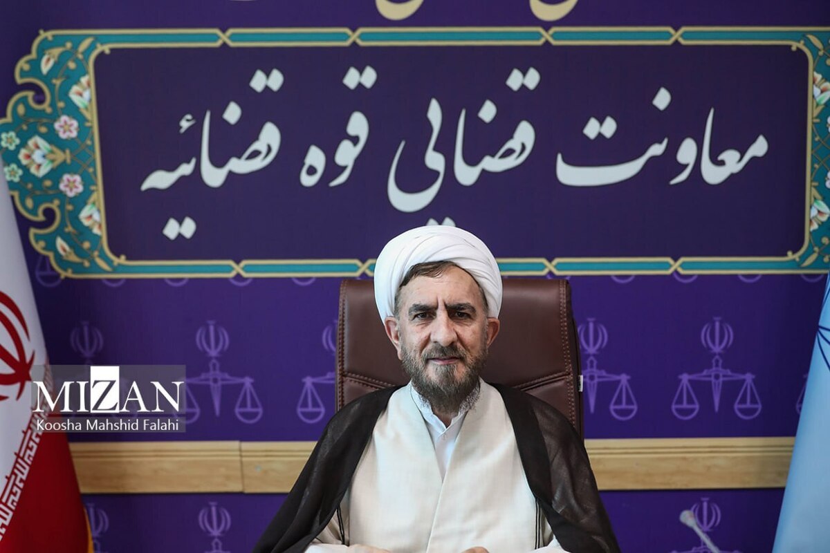 جزئیات عفو معیاری ۱۴۰۴ اعلام شد/ با موافقت رهبر انقلاب اسلامی جمع کثیری از محکومان و مجرمان دارای شروط عفو معیاری به مناسبت ولادت پیامبر اعظم (ص) و امام جعفر صادق (ع) آزاد می‌شوند