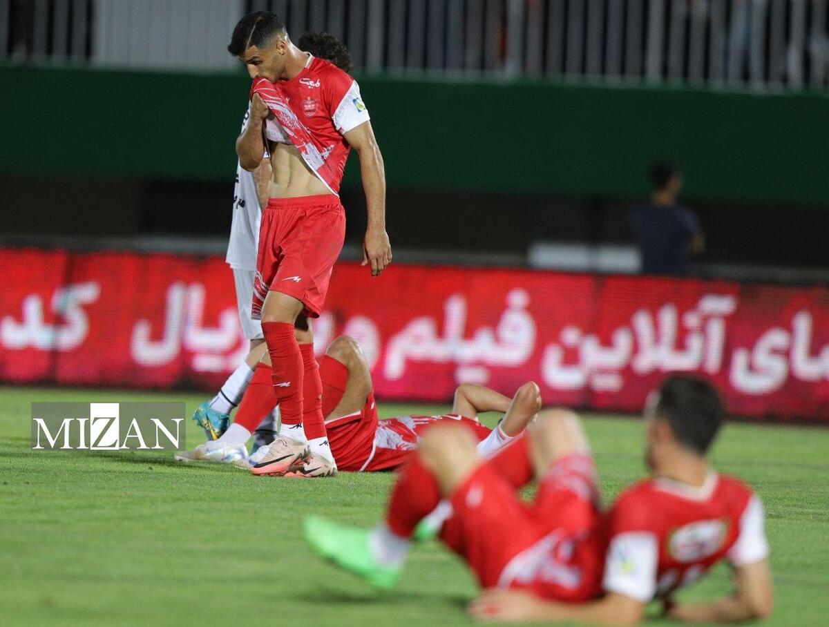 رقابت پایتخت‌نشینان زیر ذره‌بین/ از صعود استقلال تا سقوط پرسپولیس