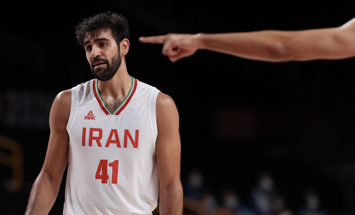 کاپیتان تیم ملی بسکتبال به استقلال پیوست