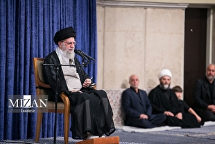 رهبر انقلاب: ملت ایران در برابر خواسته اهانت آمیز آمریکا برای گوش به فرمانی، با قدرت می‌ایستد
