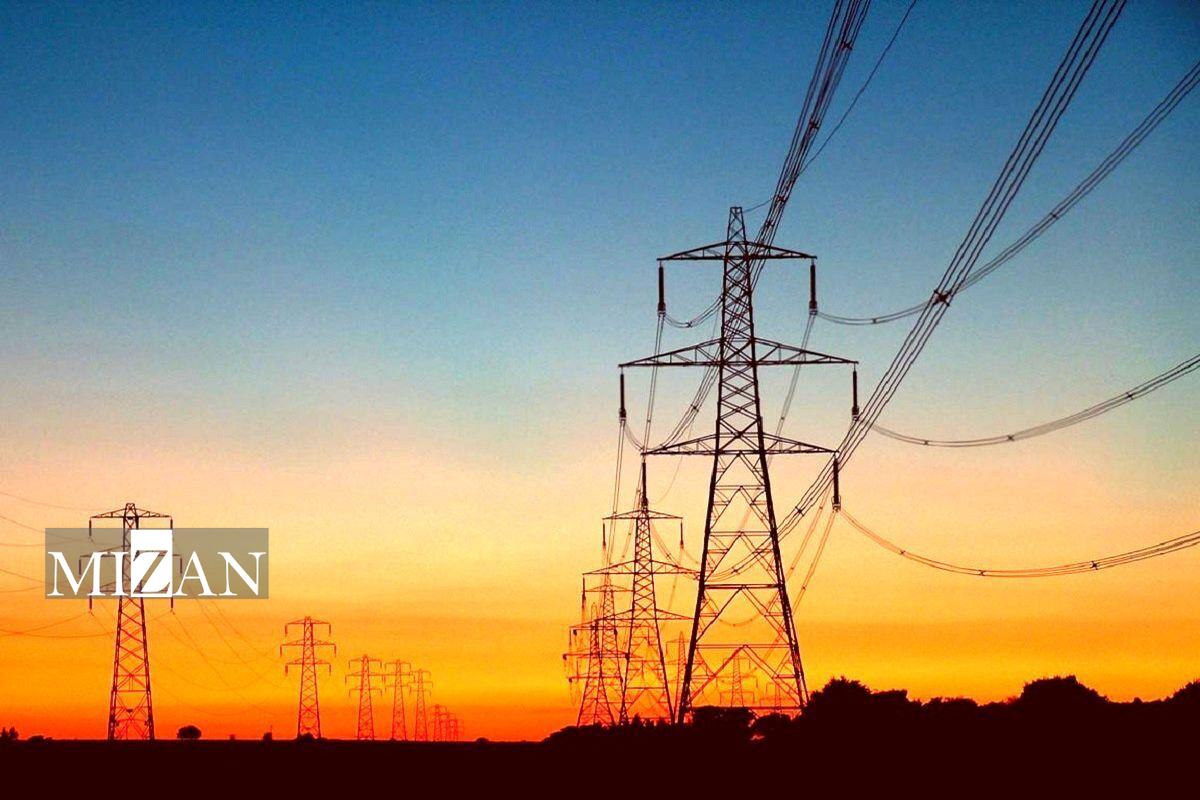 بازگشت آرامش نسبی به صنایع انرژی‌بر در تابستان ۱۴۰۴/ میزان برق تحویلی به صنایع کشور ۱۰ درصد افزایش یافت