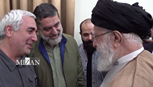 رهبر معظم انقلاب: فیلم موسی علیه‌السلام را دیدم، عالی بود؛ ان‌شاءالله دنباله‌ی آن را هم همین‌طور بتوانید بیاورید؛ خیلی برجسته بود الحمدلله؛ من هم لذت بردم از دیدن فیلم و هم خوشحال شدم از اینکه یک چنین اثری تولید شد