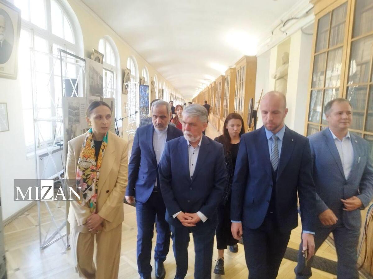 وزیر فرهنگ: توجه به تربیت نسل جدید ایران‌شناسان روسیه اهمیت دارد