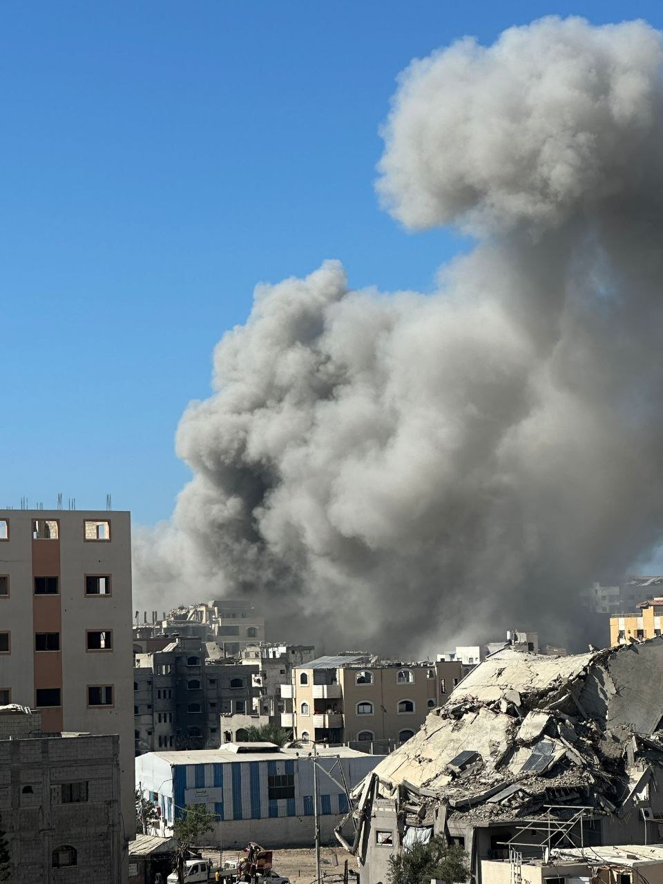 بمباران مدارس اسکان آوارگان در غزه/ حماس: حمله به دوحه شلیک به طرح ترامپ بود