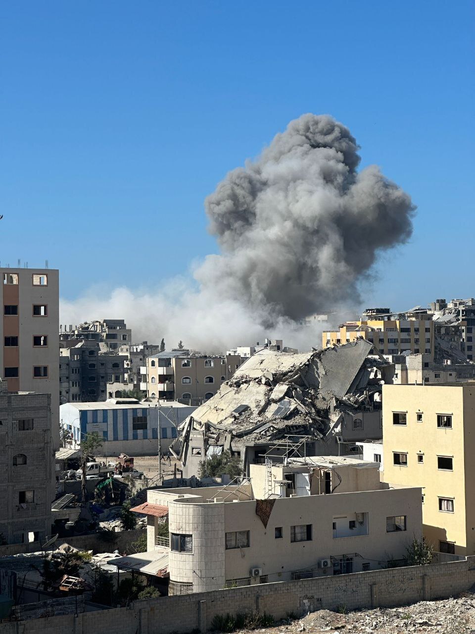 بمباران مدارس اسکان آوارگان در غزه/ حماس: حمله به دوحه شلیک به طرح ترامپ بود