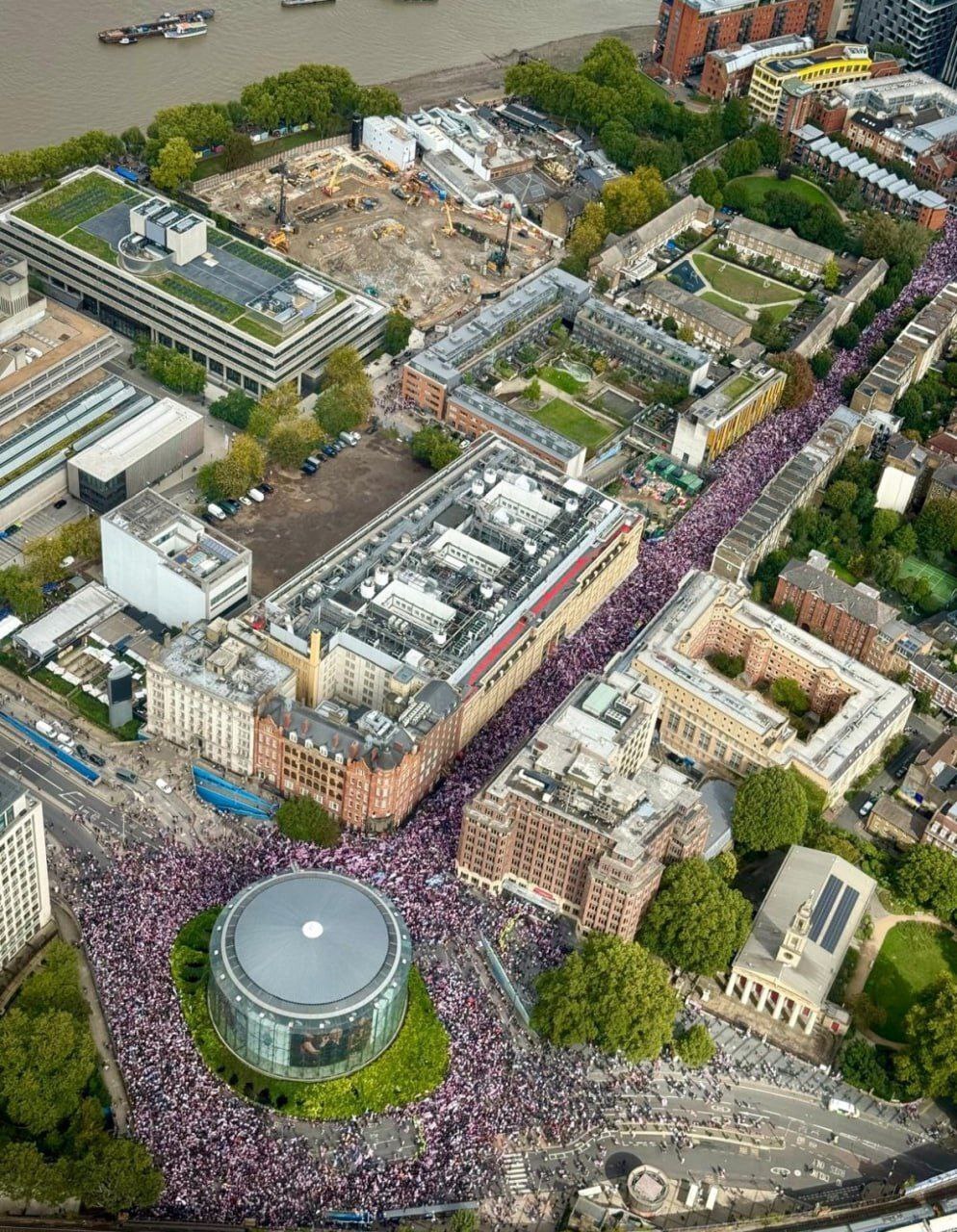 تظاهرات علیه سیاست‌های مهاجرتی دولت انگلیس