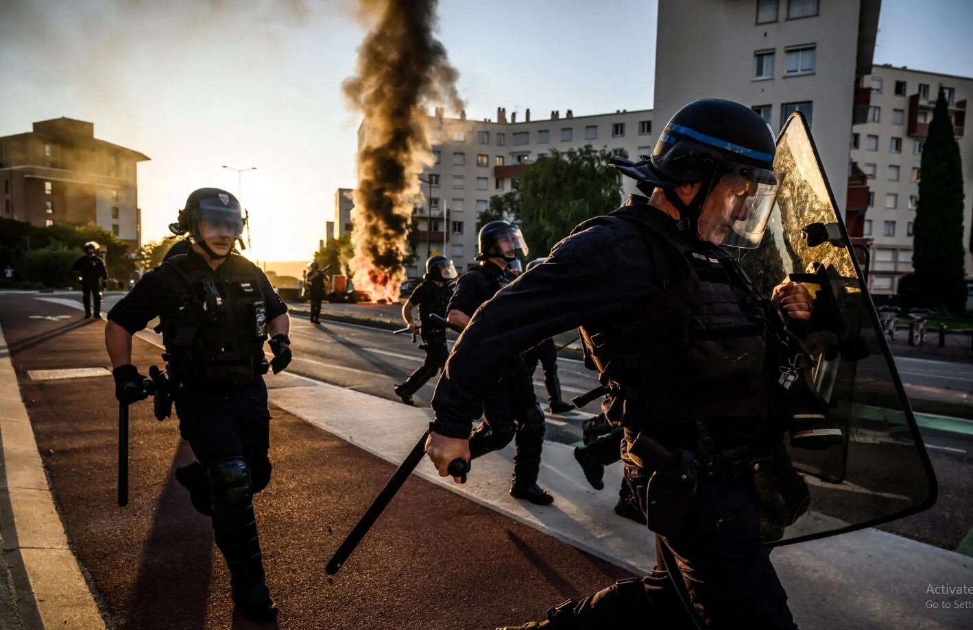 آزادی بیان به سبک فرانسه؛ خشونت پلیس در مواجهه با تکرار کابوس جلیقه زرد‌ها