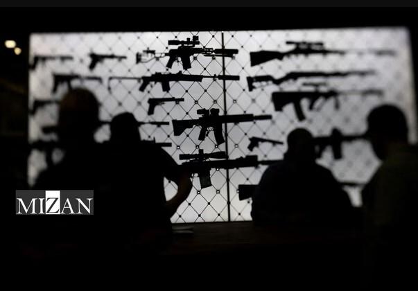 انگشتان روی ماشه شهروندان آمریکایی؛ خشونت مسلحانه داستان روزمره نیم میلیارد سلاح انگشتان روی ماشه شهروندان آمریکایی؛ خشونت مسلحانه داستان روزمره نیم میلیارد سلاح