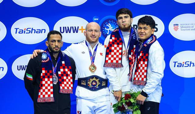 روز پایانی مسابقات جهانی کشتی آزاد| از انتقام سخت عموزاد و تاریخ‌سازی آرش یوشیدا تا طلایی که لحظه آخر نقره شد