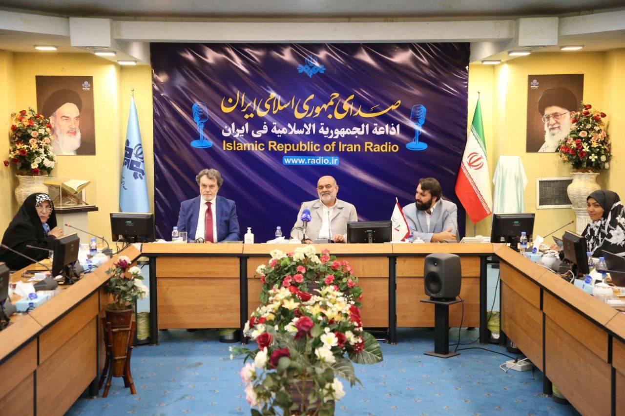 معاون صدا: زن ایرانی در تاریخ همواره تدبیرگر بوده است/ دشمنان با محوریت زن به جنگ فرهنگی آمده‌اند