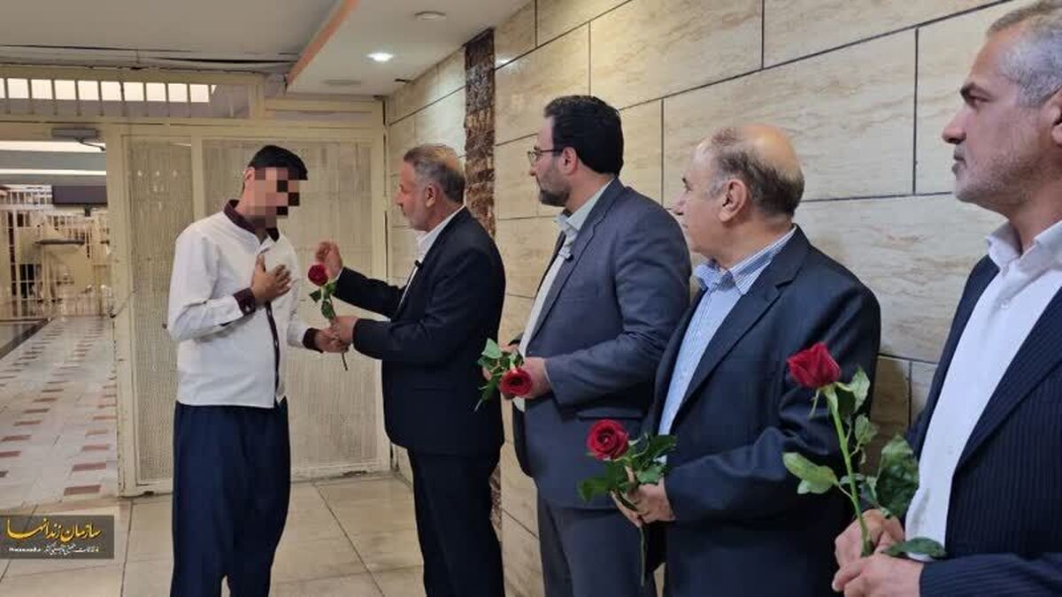 پویش «به عشق پیامبر اکرم (ص) می‌بخشم» موجب آزادی ۶ زندانی واجد شرایط در استان فارس شد