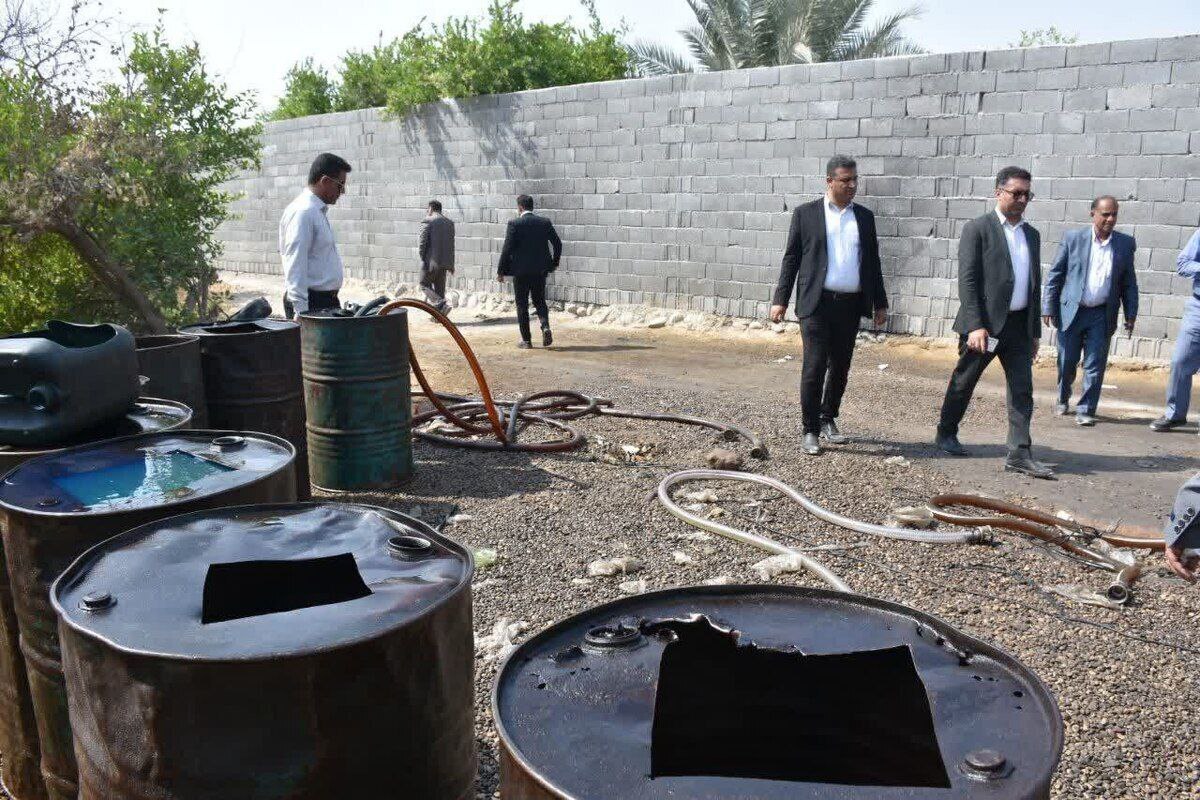 ۱۷ هزار میلیارد ریال جریمه نقدی و حبس قطعی برای ۴ متهم اصلی و ۶۲۱ نفر از رانندگان فعال شبکه سازمان یافته قاچاق سوخت در هرمزگان