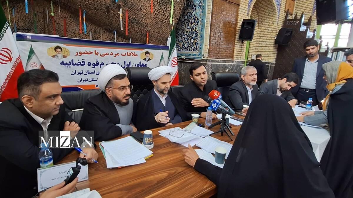 حضور مسئولان قضایی در شهرستان دماوند/ بازدید از دادگستری شهرستان و رسیدگی به مشکلات ۷۵۰ نفر از شهروندان/ رای بدوی پرونده کثیرالشاکی تعاونی مسکن فرهنگیان دماوند صادر شد/ معاون اول قوه قضاییه: ملاقات‌های مردمی موجب رفع بسیاری از مشکلات قضایی و غیر قضایی مردم می‌شود