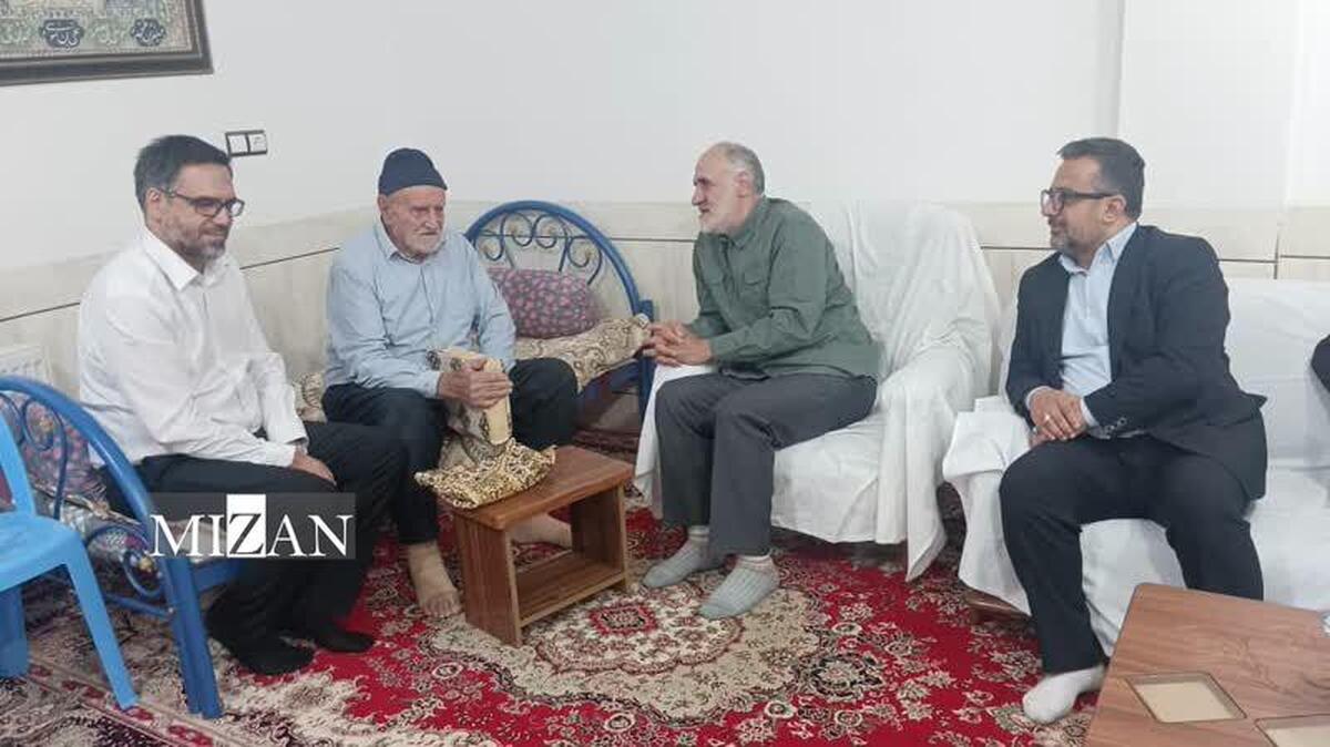 مدیرکل امور ایثارگران قوه قضاییه با خانواده شهید صالحی در استان چهارمحال و بختیاری دیدار کرد