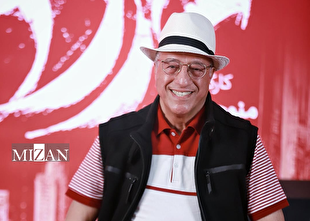 علیرضا خمسه در «استخر» سروش صحت