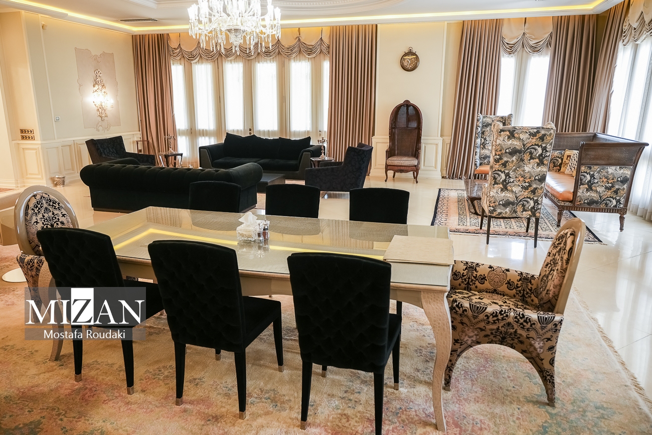 ویلای اکبر رحیمی متهم چای دبش ۴ هزار میلیارد تومان دیگر در پرونده دبش با اقدامات قضایی به بیتالمال بازگشت/ ضبط یک ویلای ۸ هزار متری به ارزش ۴ هزار میلیارد تومان از متهم ردیف اول پرونده چای دبش / اکبر رحیمی ملک را به نام یکی از کارمندانش کرده بود