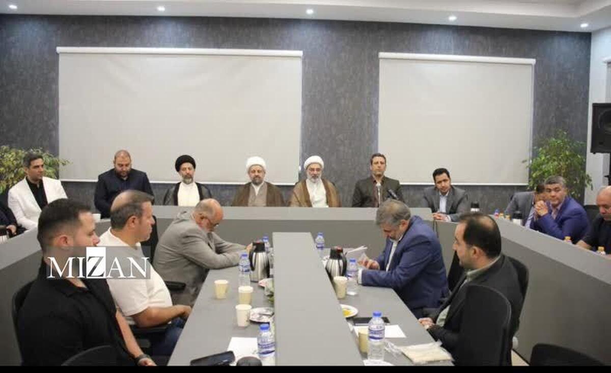 جشن گلریزان آزادی زندانیان و حمایت از خانواده‌های نیازمند در رباط‌کریم/ زمینه آزادی ۱۴ زندانی جرایم غیرعمد فراهم شد