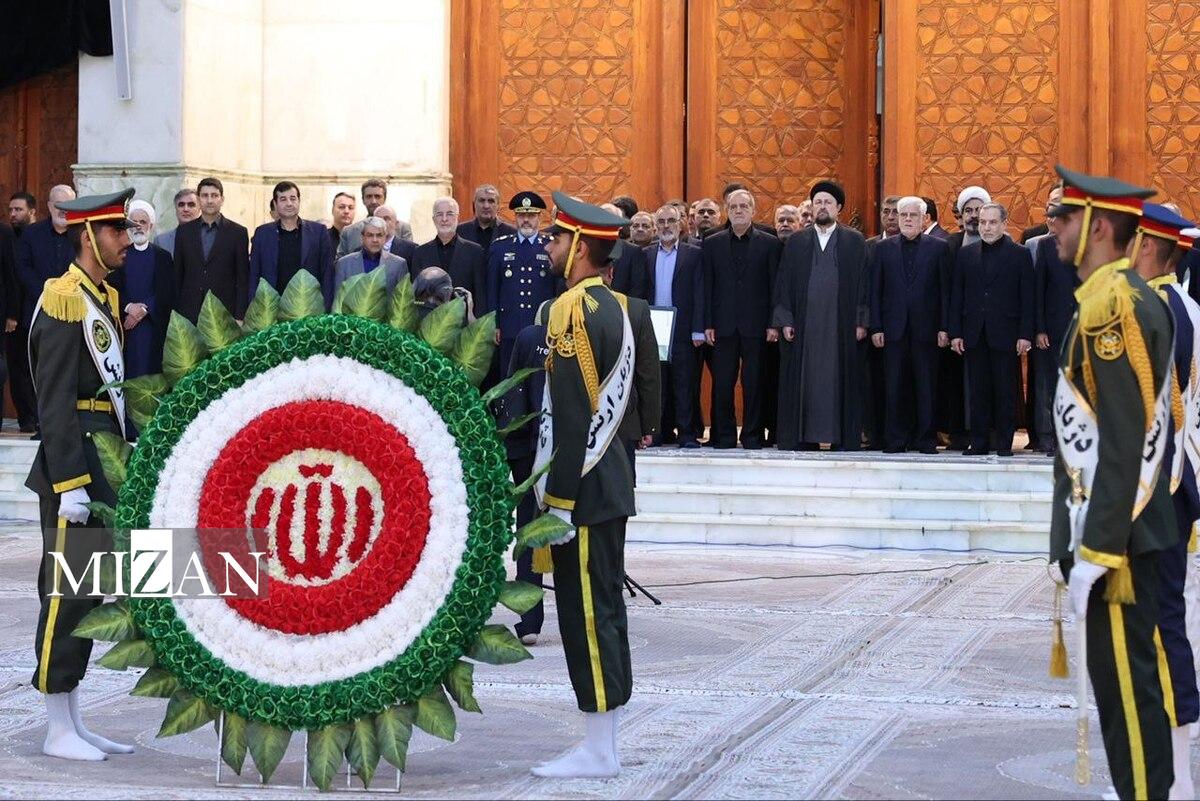 تجدید میثاق رئیس‎‌جمهور و اعضای هیئت دولت چهاردهم با آرمان‌های امام (ره)