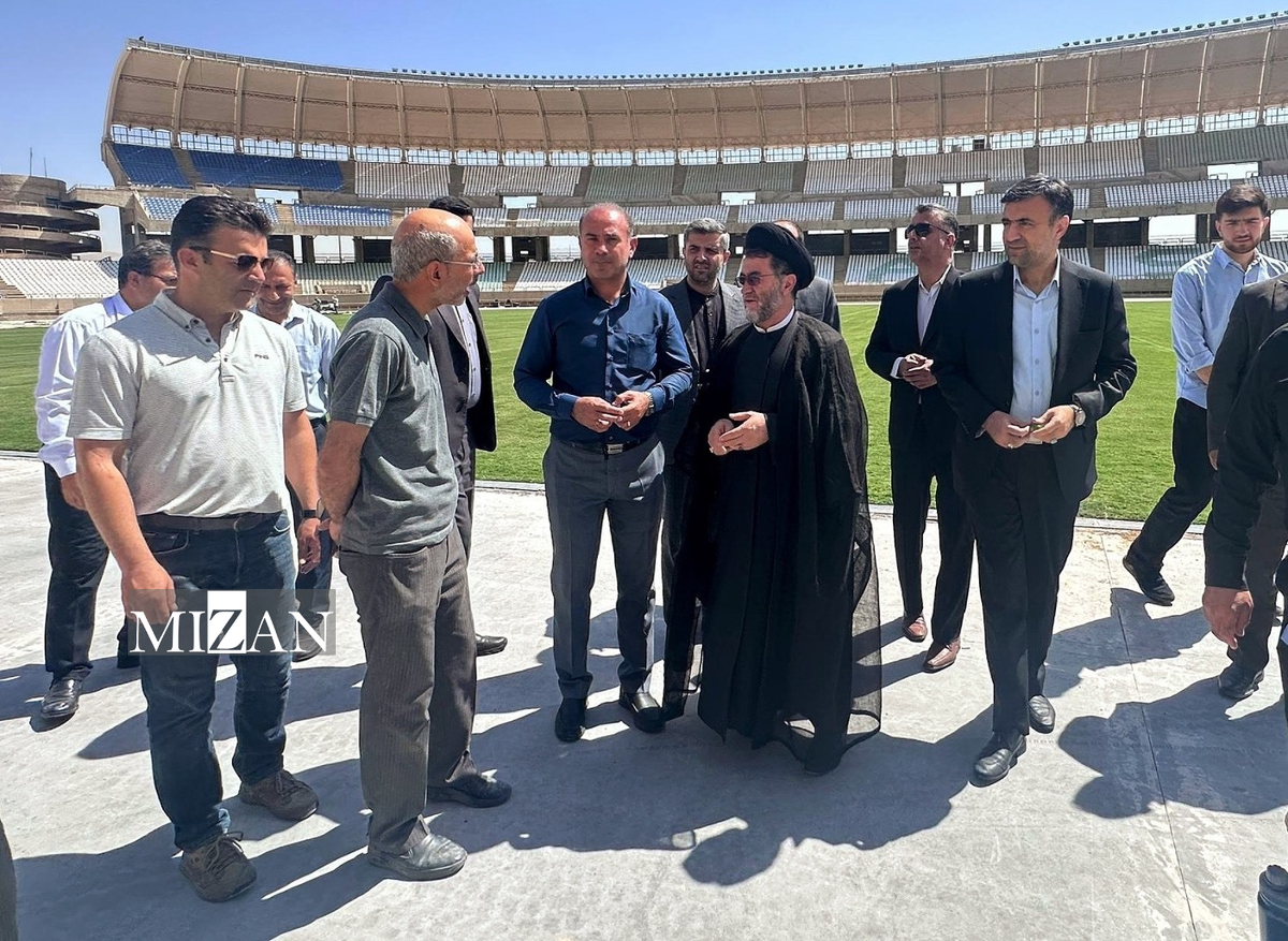 رئیس کل دادگستری و دادستان مرکز استان فارس در راستای پیگیری حقوق عامه از ورزشگاه پارس شیراز بازدید کردند