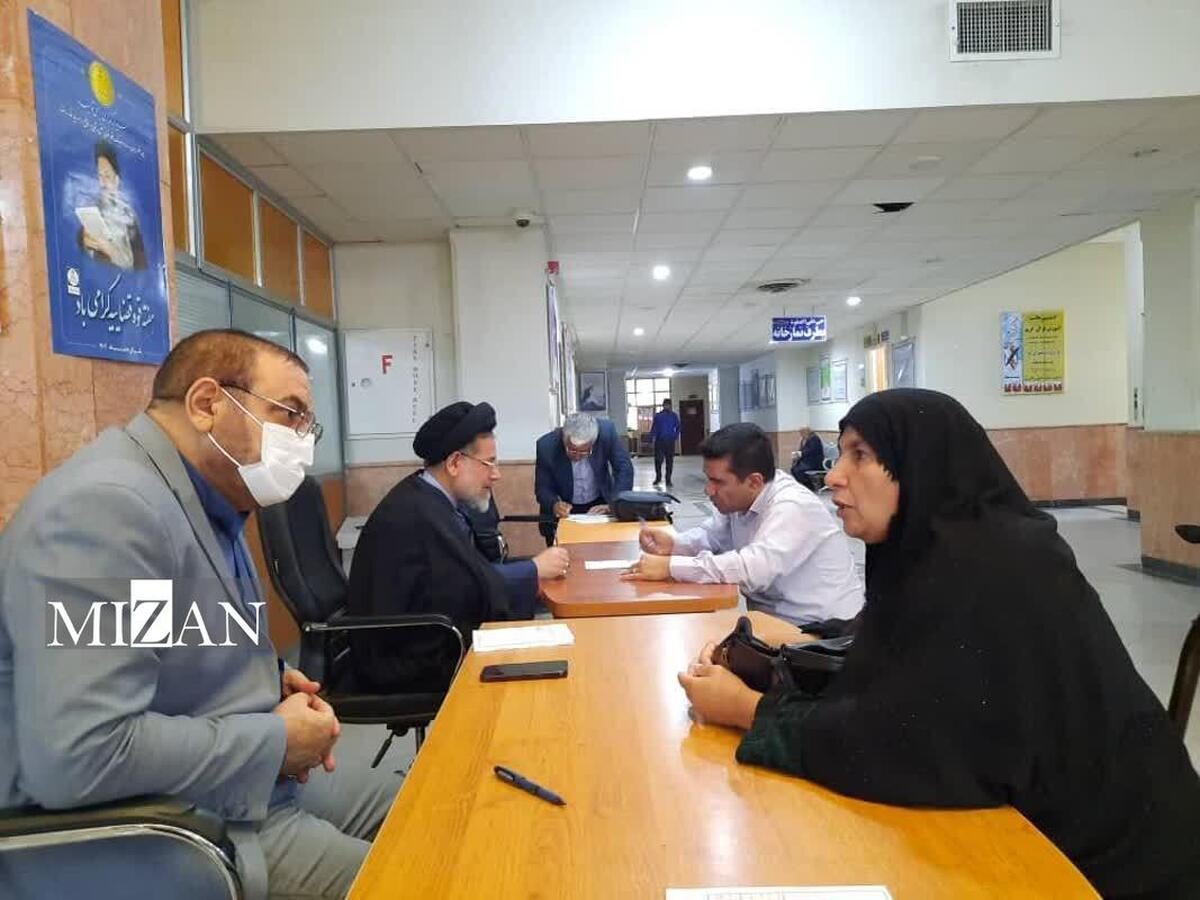 رئیس کل دادگستری کهگیلویه و بویراحمد به درخواست ۴۵ نفر از مراجعان در دیدار مردمی رسیدگی کرد