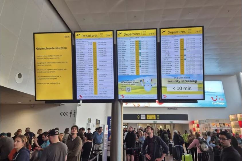 تداوم اختلال در فعالیت هوانوردی اروپا؛ حمله سایبری ده‌ها هواپیما را زمین‌گیر کرد