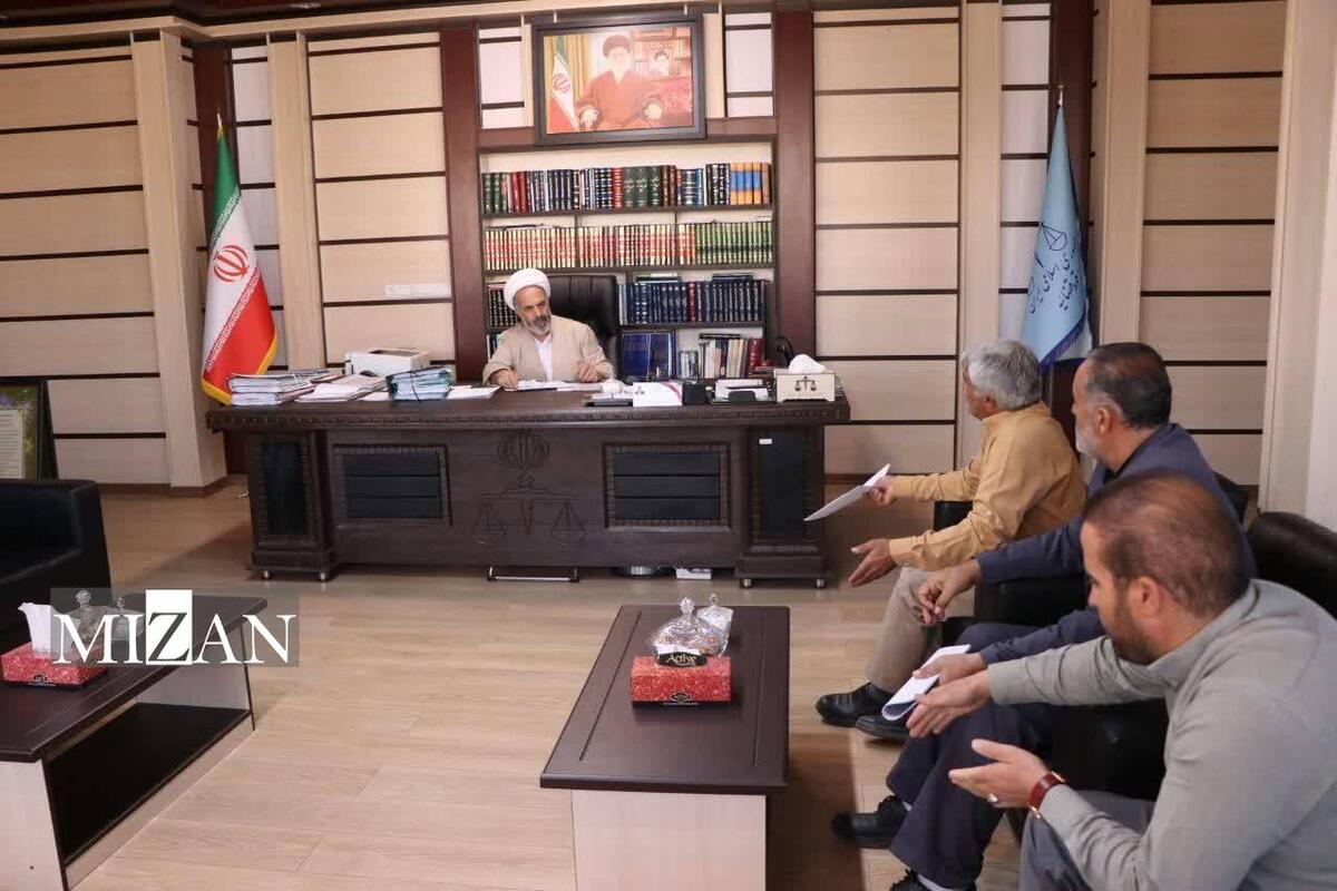 رئیس کل دادگستری زنجان با ۵۸ نفر از مراجعان در ملاقات مردمی دیدار کرد