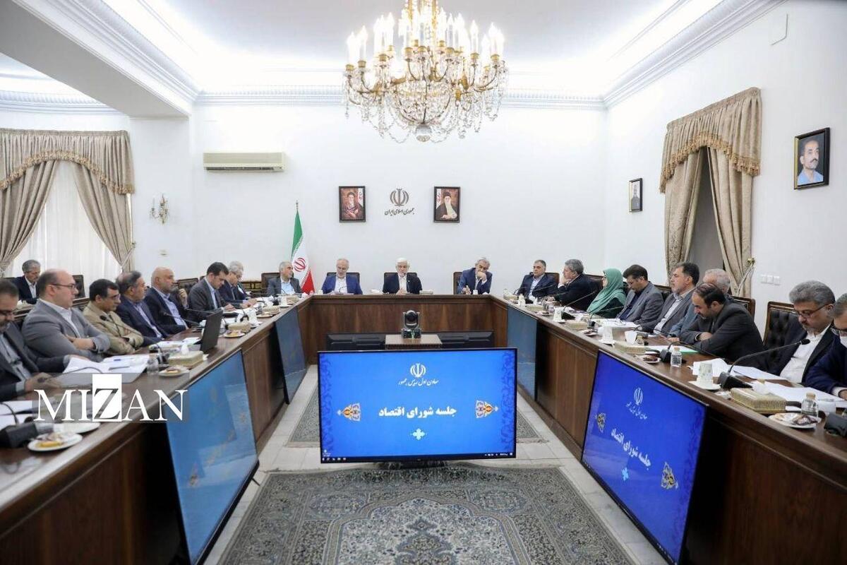 عارف: پیش‌بینی‌های اقتصادی در صورت اجرای مکانیزم ماشه صورت گرفته است