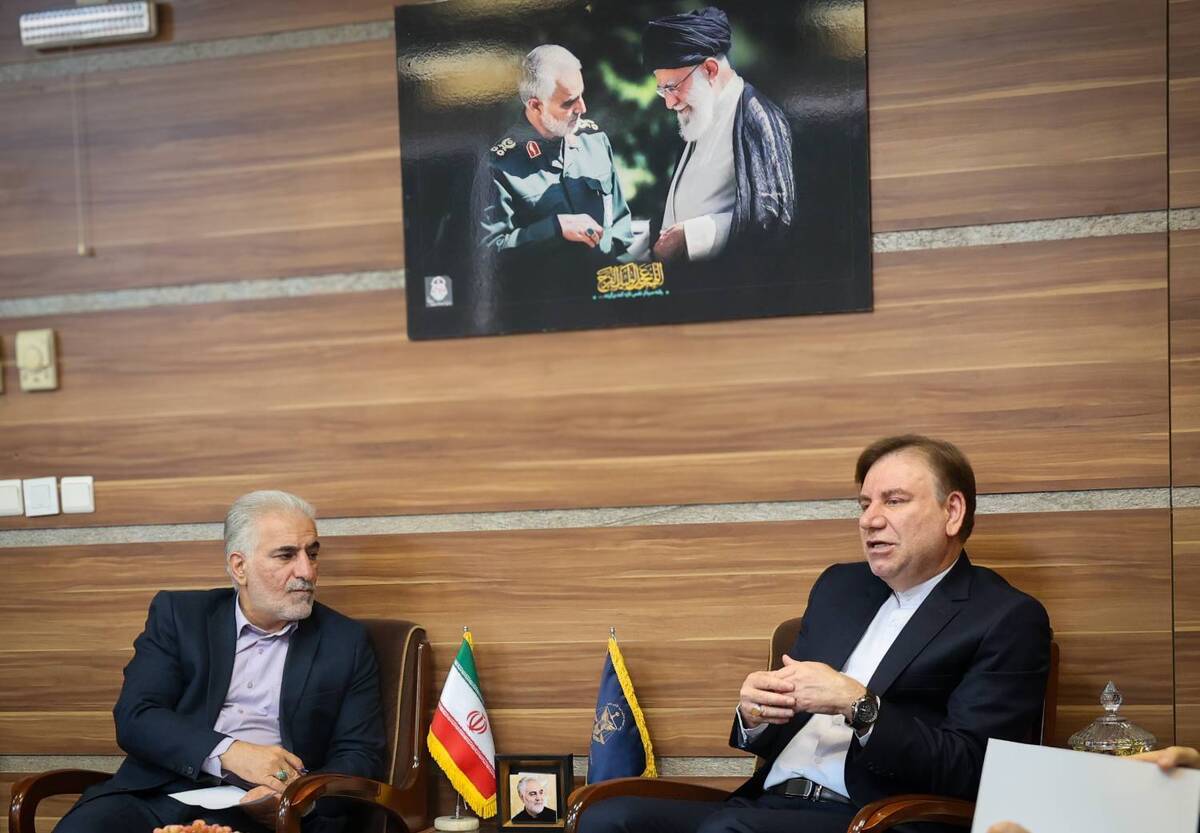 رئیس سازمان زندان‌ها و استاندار بوشهر دیدار و گفت‌و‌گو کردند
