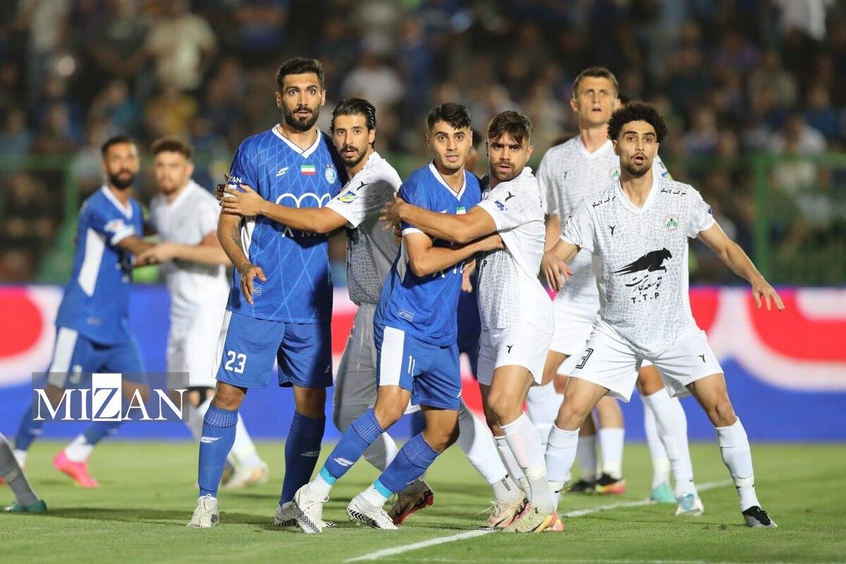 ذوب‌آهن با پیروزی مقابل استقلال در نیمه نخست به رختکن رفت + فیلم