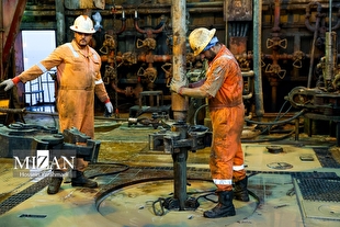 خبر خوش وزیر نفت برای کارکنان مناطق عملیاتی در هفته دولت