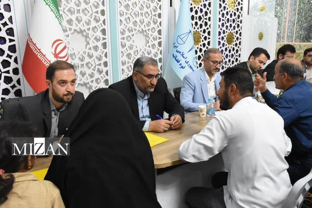 رئیس کل دادگستری خراسان جنوبی به درخواست ۶۱ نفر در میز خدمت طبس پاسخ داد