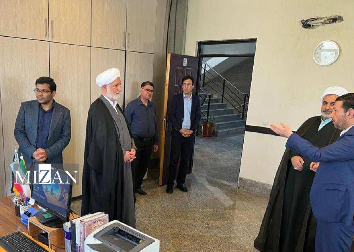 دادستان انتظامی قضات کشور از دادگاه عمومی بخش خارگ بازدید کرد