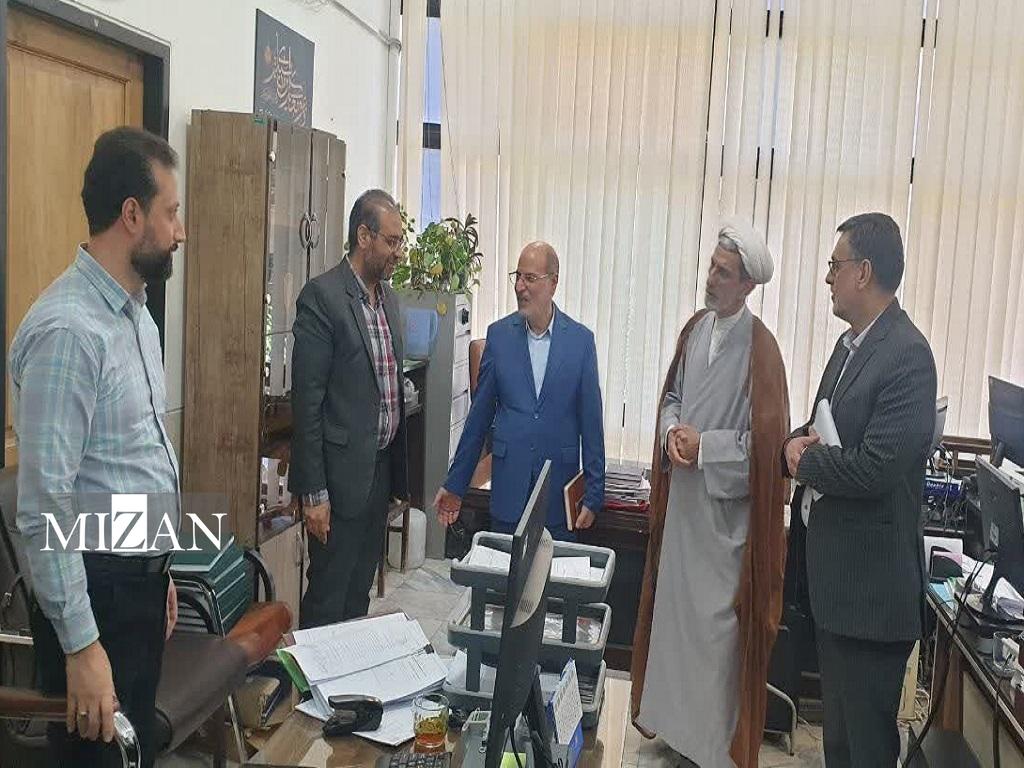 معاون منابع انسانی و امور فرهنگی قوه قضاییه از شعب دادگستری کل استان اصفهان بازدید کرد