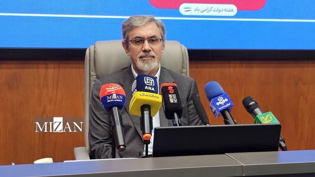 ۴۰ تا ۵۰ هزار تخت بیمارستانی فرسوده در کشور وجود دارد/ مشکل کمبود پزشک نبود داوطلب است نه ظرفیت