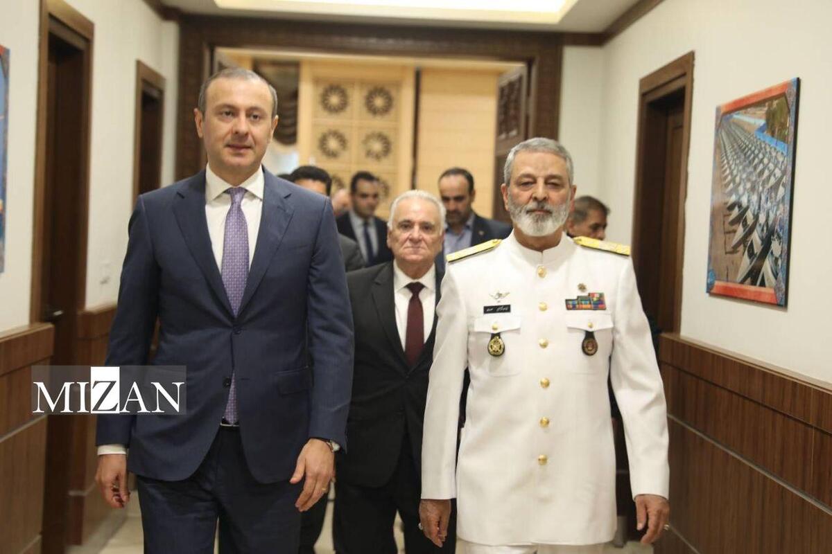 رئیس ستاد کل نیرو‌های مسلح: حضور قدرت‌های فرامنطقه‌ای عامل نگرانی برای منطقه است