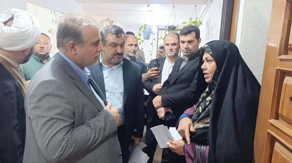 رئیس کل دادگستری مازندران از مجتمع دادگاه‌های صلح و شورای حل اختلاف ساری بازدید کرد 